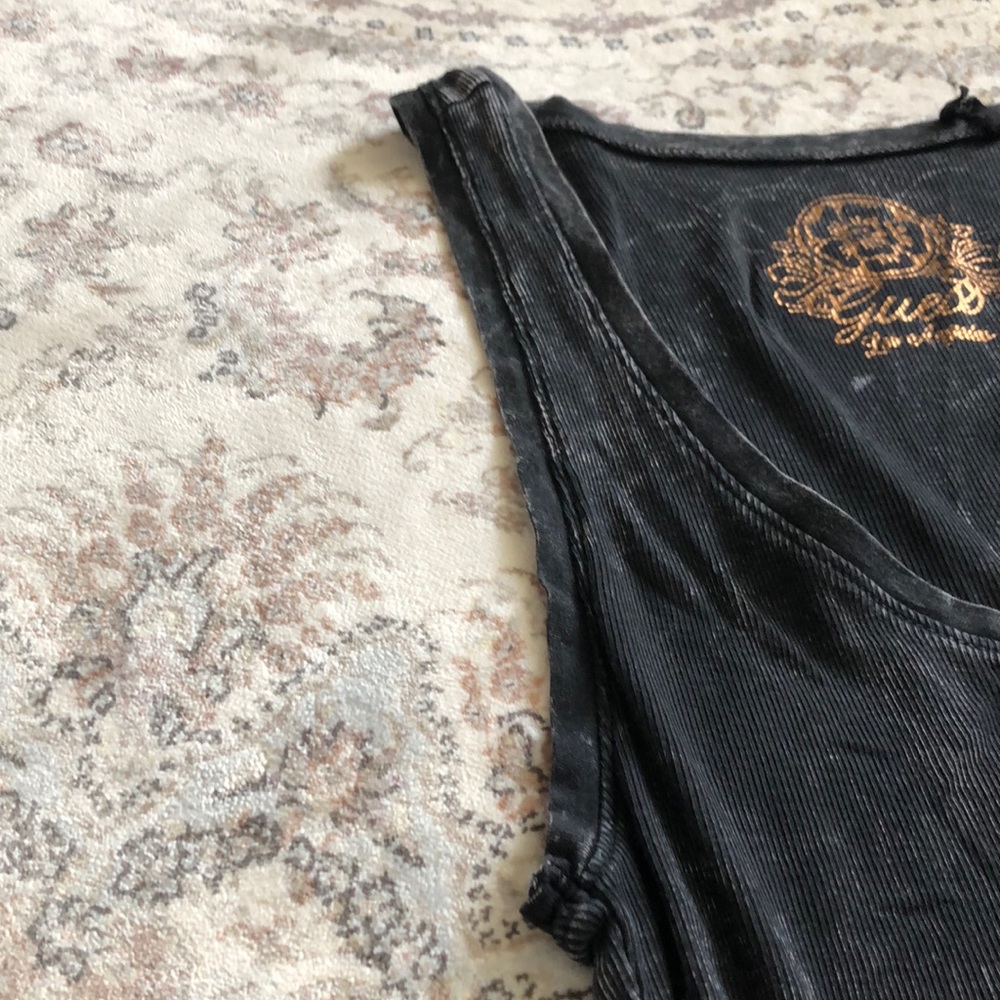 Guess tee - Picture 4 of 9